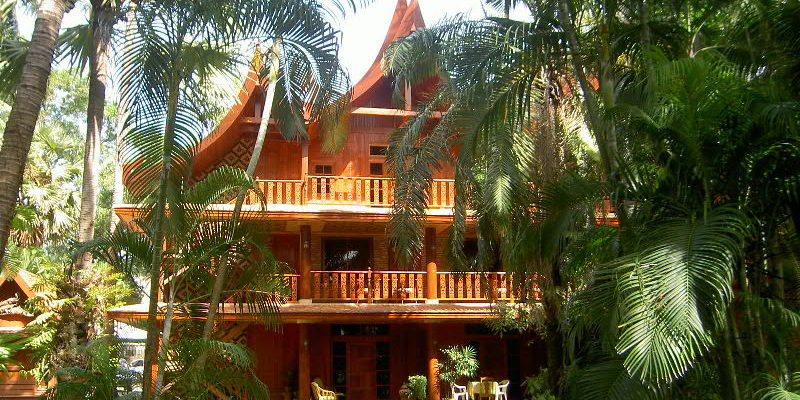 royal_phawadee_village_pavillion01